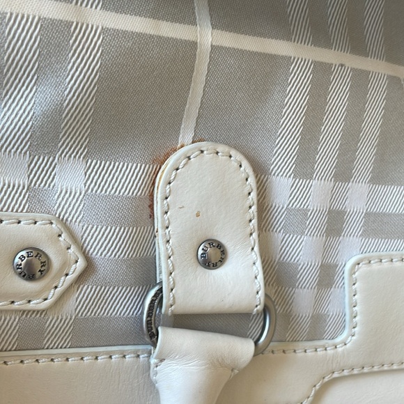 BURBERRY Vintage White Haymarket Check Tote Bag - Picture 14 of 16